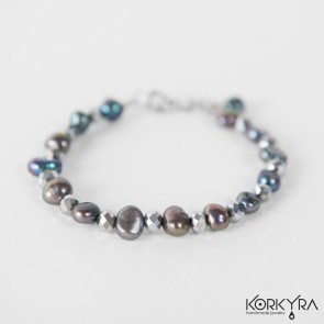 NR221 - DARK FRESHWATER PEARLS AND GLASS BEADS