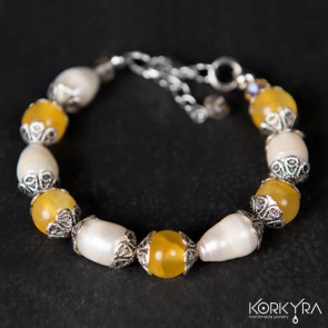 NR238 - YELLOW AGATE AND FRESHWATER PEARLS